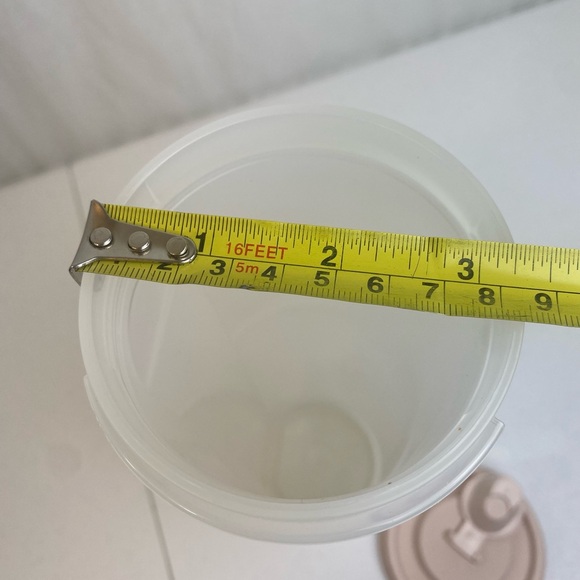 VINTAGE TUPPERWARE PASTA 4 3/4 Cups CONTAINER NO. 1661-4 With Lid #1898B-2 - Picture 11 of 11